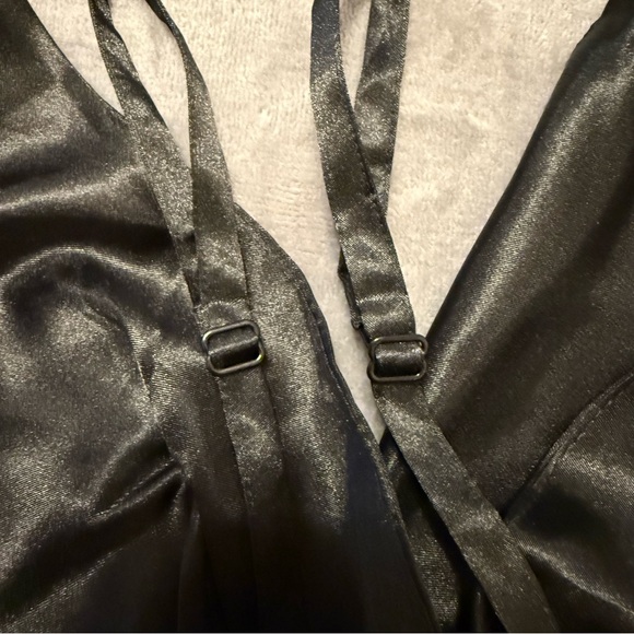 Frederick’s of Hollywood VTG Women’s Elegant Black Satin Maxi Slip Dress Size M - Picture 6 of 6